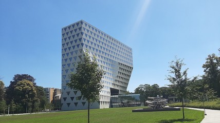 Bezoek nieuw Provinciehuis