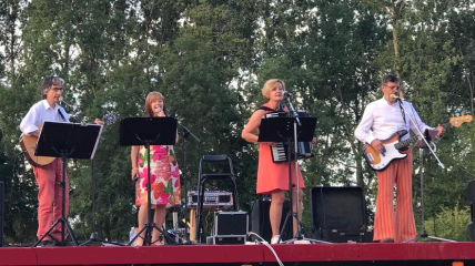 Gezellig samenzijn met optreden van Passant
