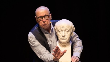 Toast Literair: Bart Cafmeyer brengt 'Van Guido en Gezelle'