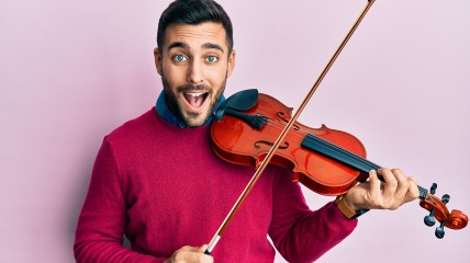Luistercursus: mag er gelachen worden in de klassieke muziek