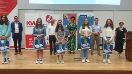 Olé voor de Taaltrofee