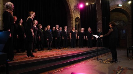 Kerstconcert met damesensemble CantaBella o.l.v. Els Germonpré