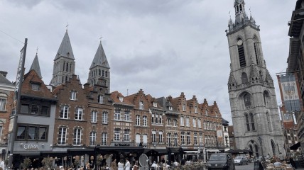 DAGUITSTAP naar DOORNIK