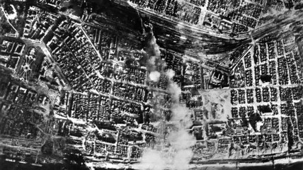 1942. Het jaar van de stilte