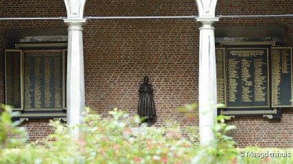 Gegidst bezoek Maagdenhuis (Antwerpen) met Davidsfonds Willebroek