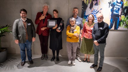 Davidsfonds, Taalunie en Xpair Communication reiken allereerste Taal is Toekomst-trofee uit