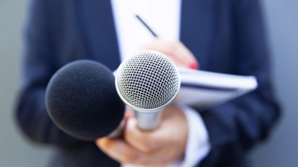 Media aan de macht: oorlogsstokers of vredesduiven?