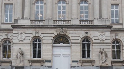 Bezoek Militaire School Brussel (organisatie Davidsfonds Zwijnaarde)
