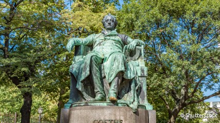 NIEUW - Van Goethe tot Grass. Scharniermomenten in de Duitse literatuur