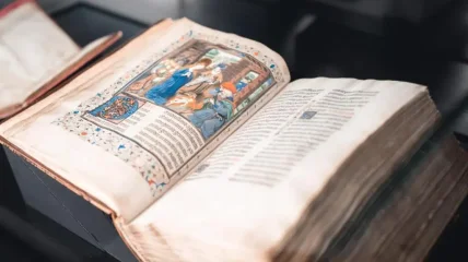 Daguitstap naar Brussel met Davidsfonds Ekeren: gegidst bezoek aan de Koninklijke Bibliotheek en stadswandeling