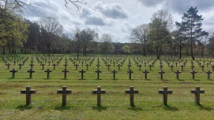 Bezoek Duitse Militaire Begraafplaats